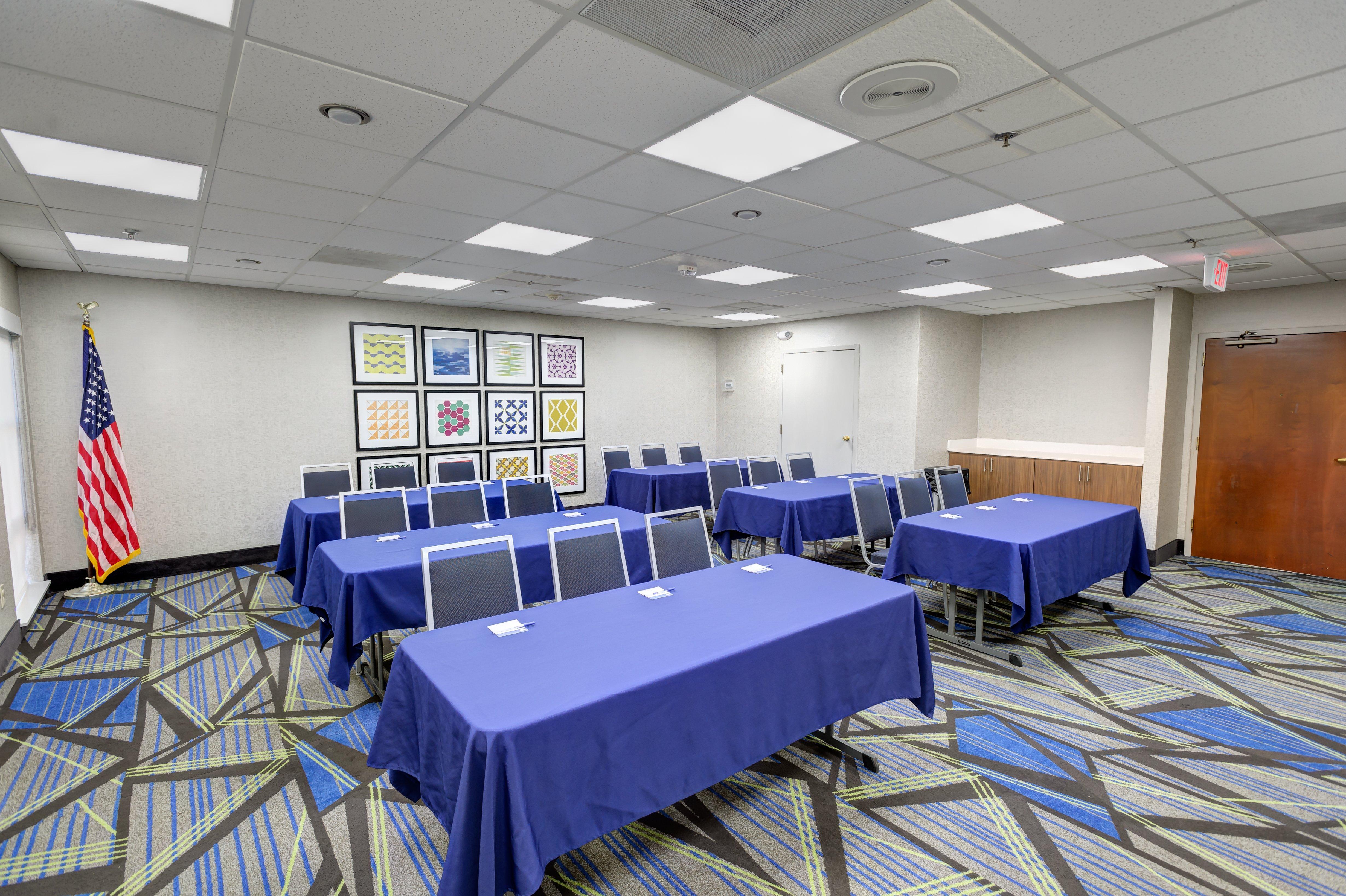 Holiday Inn Express Hillsborough-Durham Area By Ihg Exteriör bild